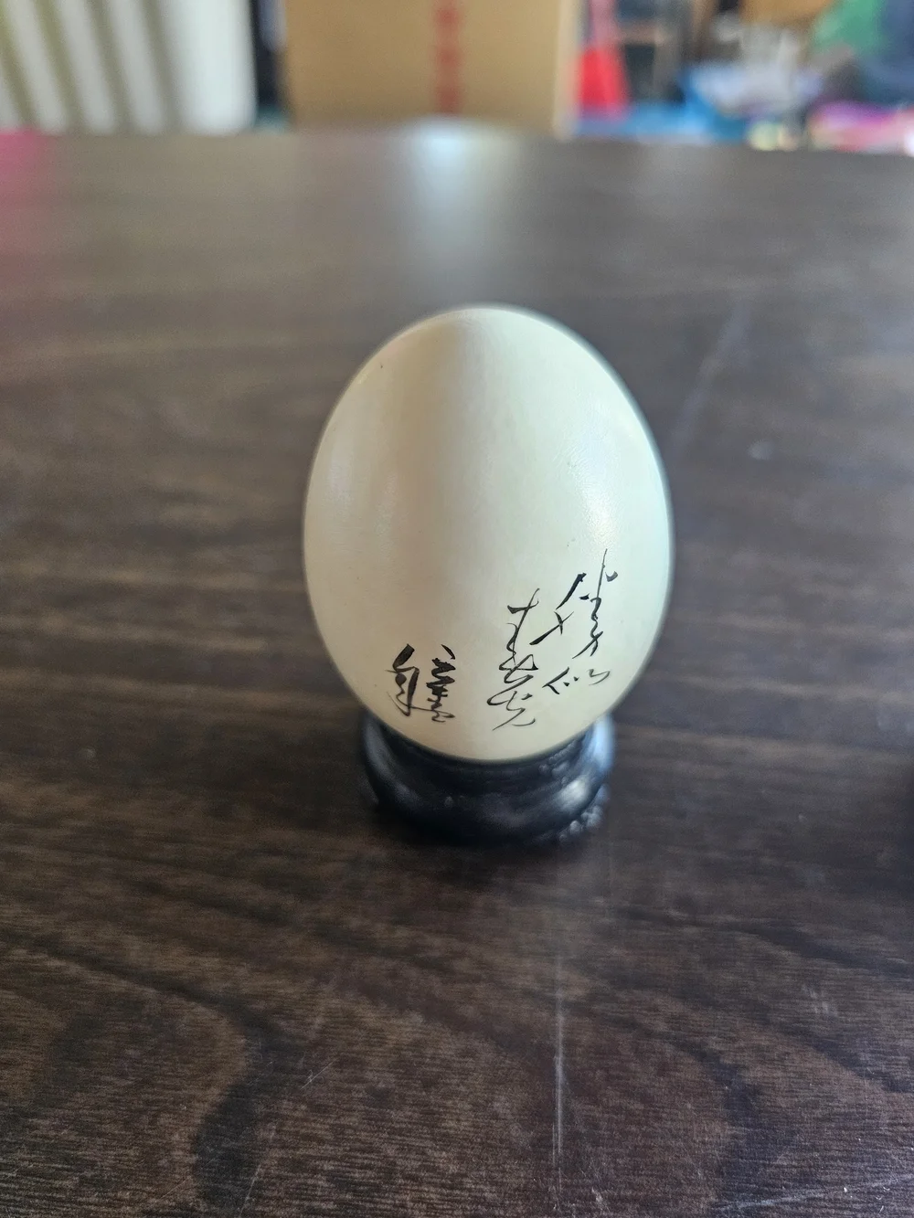 Hand-Painted Floral Ceramic Egg Decor in Cream and Pink 🩷🩷